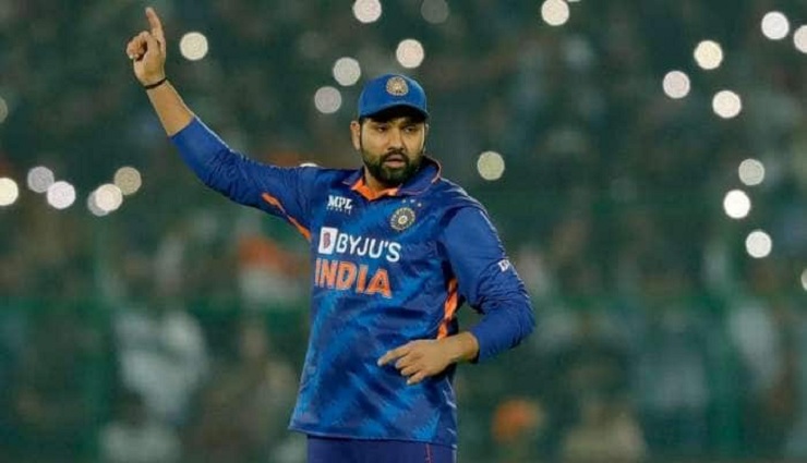 இந்திய அணி வீரர்கள் சிறப்பான ஆட்டத்தை வெளிப்படுத்த வேண்டும்... கேப்டன் ரோஹித் வலியுறுத்தல்