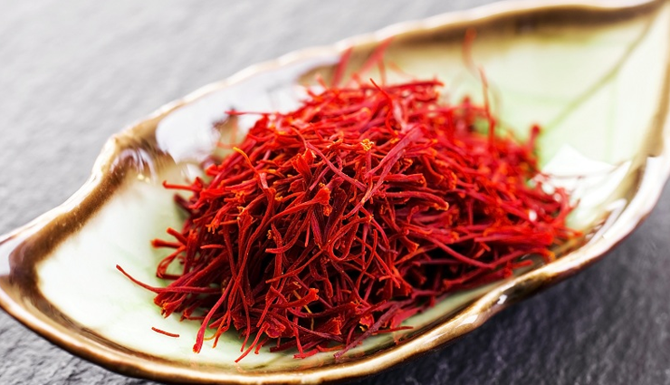 முகத்திற்கு பிரகாசத்தை அளிக்கும் குங்குமப்பூ