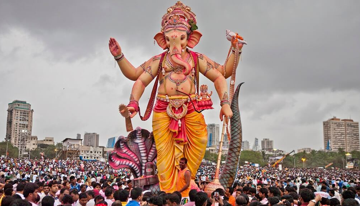 uddhav thackeray,ganesha chaturthi,huge statue,maharastra ,உத்தவ் தாக்கரே,விநாயகர் சதுர்த்தி,பிரமாண்ட சிலை,வழிபாடு