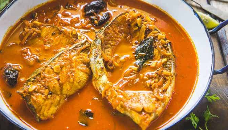 swordfish broth,kulambu,fish recipes,masala ,வாள்மீன் குழம்பு, குழம்பு, மீன் சமையல், மசாலா