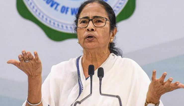 நீட், ஜேஇஇ தேர்வுகளை ஒத்திவைக்க வேண்டும் - மம்தா பானர்ஜி கோரிக்கை