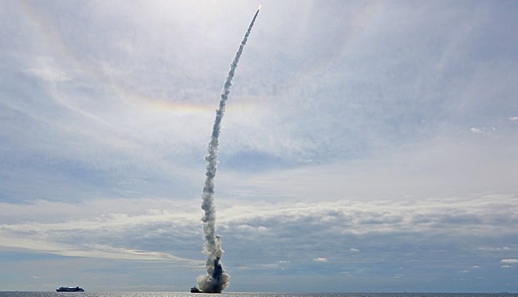 china,9 satellites,sea launch pad,rocket ,சீனா, 9 செயற்கைக்கோள்கள், கடல் ஏவுதளம், ராக்கெட்