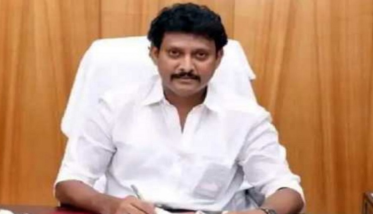 பிளஸ் 1 பொதுத் தேர்வில் எந்த மாற்றமும் இல்லை  ....  பள்ளி கல்வித்துறை அமைச்சர்