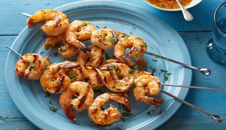 அசைவ பிரியர்களே...கிரில்டு இறால் செய்து சுவைத்து மகிழுங்கள்!