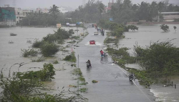 storm,rainwater,flood,people,suffering ,புயல்,மழைநீர்,வெள்ளம்,மக்கள்,அவதி