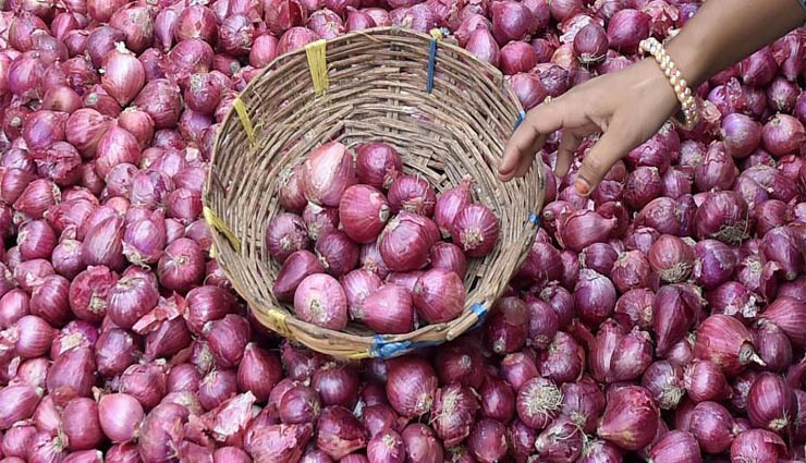 onion,rain,price up,market,koyembedu ,வெங்காயம்,மழை,விலை உயர்வு,மார்க்கெட்,கோயம்பேடு