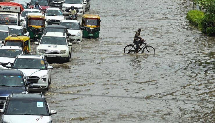 delhi,heavy rains,traffic,floods,damage ,டெல்லி,கனமழை,போக்குவரத்து நெரிசல்,வெள்ளம்,பாதிப்பு
