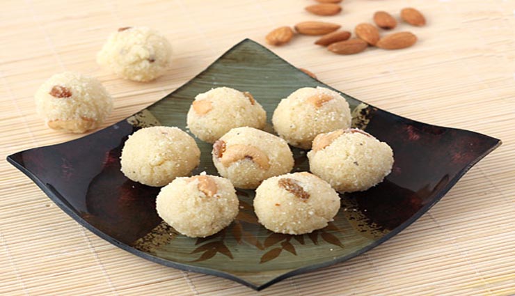 rava laddu,sugar,ghee,cashew nuts ,ரவா லட்டு,சர்க்கரை,நெய்,முந்திரி பருப்பு