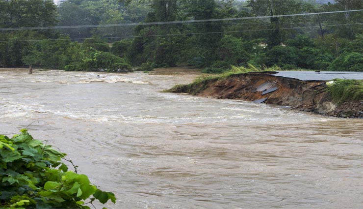 gudalur,strong winds,heavy rains,floods ,கூடலூர்,பலத்த காற்று,கனமழை,வெள்ளம்