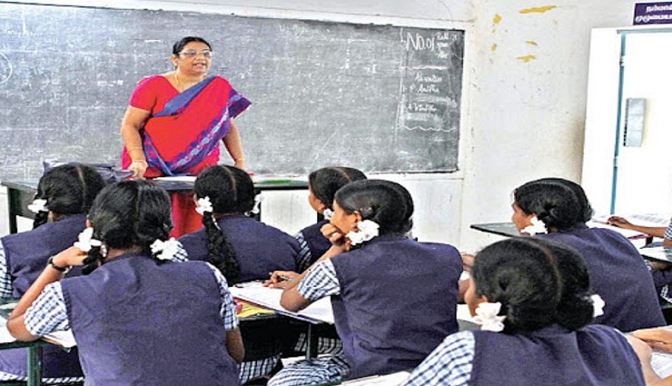 தமிழக பள்ளிகளுக்கு (2022 – 2023ம்) நடப்பு கல்வியாண்டுக்கான நாட்காட்டி வெளியீடு