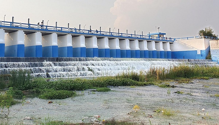 surplus water,sembarambakkam lake , உபரி நீர் ,செம்பரம்பாக்கம் ஏரி
