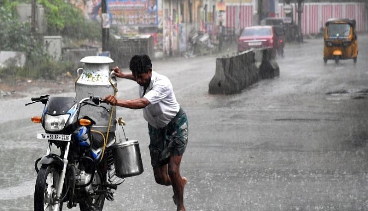 தமிழகத்தில் அடுத்த 3 மணி நேரத்தில் இடியுடன் கூடிய மிதமான மழை பெய்யக்கூடும்
