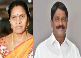 ఉప ఎన్నిక కోసం సోలిపేట సుజాతను దుబ్బాక టీఆర్‌ఎస్‌ అభ్యర్థిగా ప్రకటించిన ముఖ్యమంత్రి కేసీఆర్‌