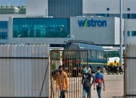 ఐ ఫోన్ ప్లాంట్ లో హింసాకాండ ...437 కోట్ల నష్టం