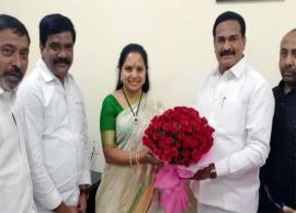 కవిత భారీ మెజార్టీపై ధీమా వ్యక్తం చేసిన తెలంగాణ రోడ్లు మరియు భవనాల శాఖ మంత్రి వేముల ప్రశాంత్ రెడ్డి