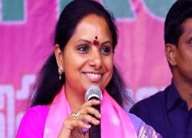 మాజీ ఎంపీ కవిత హోం క్వారంటైన్