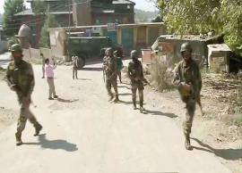 మర్హమా సంగమ్ ప్రాంతంలో సెర్చ్‌ ఆపరేషన్‌ నిర్వహిస్తున్న ఆర్మీ అధికారులు