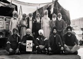 అన్నదాతకు మద్దతుగా యంగ్ క్రికెటర్...