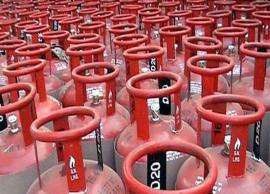 సిలిండర్ బుకింగ్‌పై క్యాష్‌బ్యాక్ ఆఫర్లు