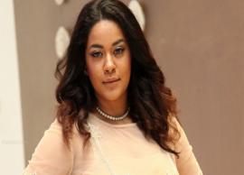 రోజురోజుకూ ముదురుతోన్న నటి ముమైత్ ఖాన్ వివాదం