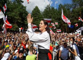 బెలరూస్ స్వతంత్రం తర్వాత కనీవినీ ఎరగని సంఖ్యలో జనం స్వేత్లానా ర్యాలీలలో పాల్గొన్నారు
