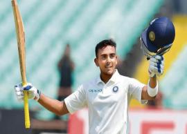 పృథ్వీ షా కు మరొక అవకాశం ఇవ్వాలి ...హస్సి