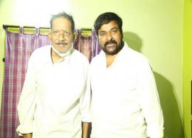 సీనియర్ జర్నలిస్ట్ రామ్మోహన్ నాయుడుని ఇంటికివెళ్లి పరామర్శించిన మెగాస్టార్ చిరు