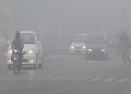 ఆగి ఉన్న లారీని వెనకనుంచి ఢీకొట్టిన డీసీఎం ...డ్రైవర్ కు తీవ్ర గాయాలు