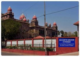 ప్రణయ్ హత్యకేసులో కింది కోర్టు విచారణపై హైకోర్టు మధ్యంతర ఉత్తర్వులు