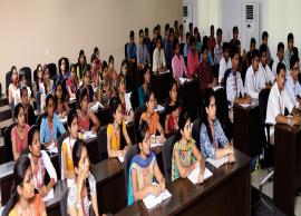 డిగ్రీ విద్యార్థులకు 30 శాతం సిలబస్ తగ్గిస్తాము ...