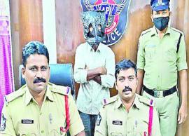 గుంటూరు జిల్లాలో దారుణం... తల్లిని చంపిన కొడుకు...!