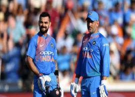 గవాస్కర్ ఓటు కోహ్లీకి , హేడెన్ ఓటు ధోనికి