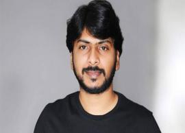 ఫాంహౌస్‌లో మొక్కలు నాటిన సంపత్