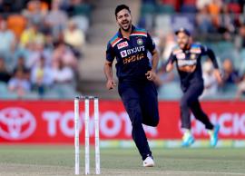 ఉమేష్ స్థానం కోసం ఇద్దరు బౌలర్ల మధ్య గట్టి పోటీ