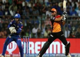 IPL 2020: ఓపెనర్ల ఔట్.. ఓత్తిడిలో హైదరాబాద్‌..!