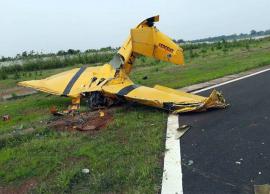 ఒడిశాలోని డెంకనాల్ జిల్లాలో ట్రైనర్ విమానం కూలి ఇద్దరు పైలట్లు మృతి