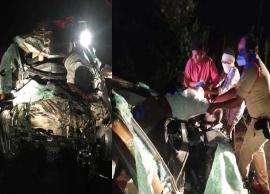 లారీ,కారు ప్రమాదం-ఐదుగురు మృతి