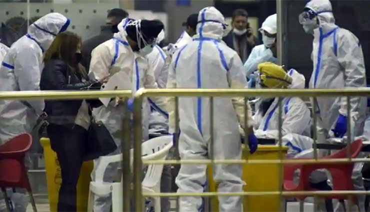 యూకే లో ఒకే రోజులో 53,000 కి పైగా కరోనా