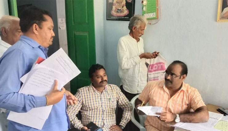 తాసిల్దార్‌ అవినీతి... ఏసీబీ చరిత్రలోనే పెద్ద మొత్తంలో నగదు పట్టుబడటం ఇదే మొదటిసారి