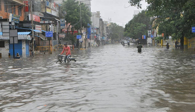 ఈశాన్య రుతుపవనాల కారణంగా తమిళనాడులో వర్షాలు...