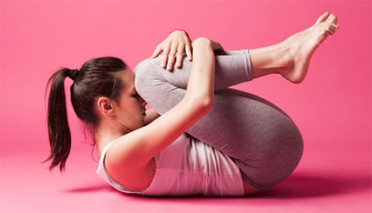 "బెల్లీ ఫ్యాట్" తగ్గించుకోవడానికి "పవనముక్తాసనం"