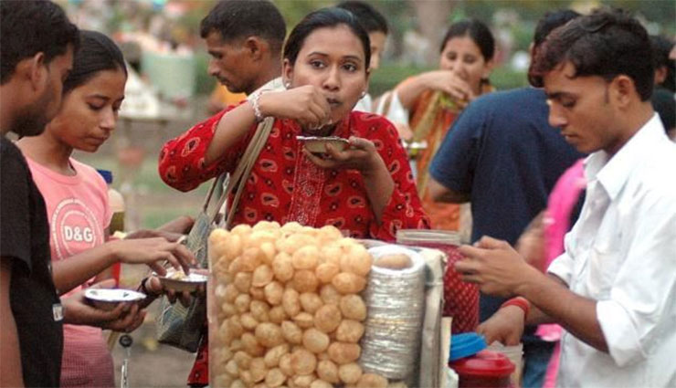 ఆదిలాబాద్‌లో పానీపురీ తిని నలభై మందికి  అనారోగ్యం