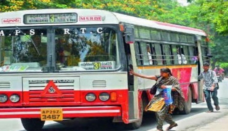 హైదరాబాద్ లో 50  శాతం పెరిగిన సిటీ బస్సులు